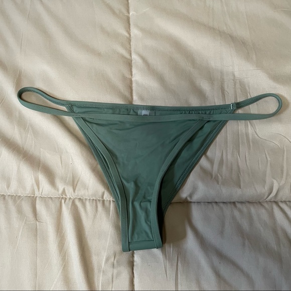 NWOT Lulus Green String Bikini Bottom Size Large - Picture 2 of 5